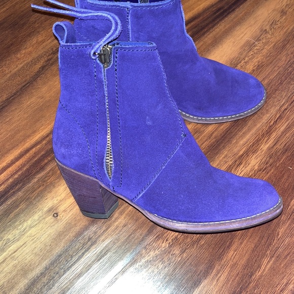 Acne Studios Cobalt Suede Pistol Boots - Picture 4 of 10